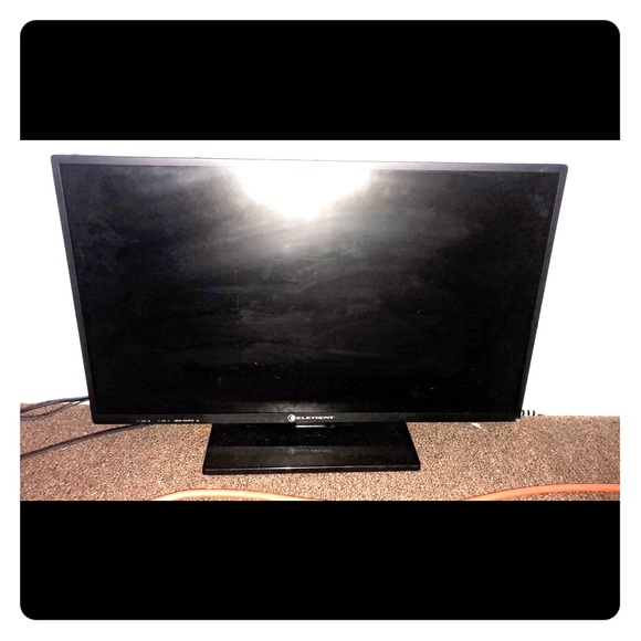 Small Element TV with stand - Picture 1 of 2